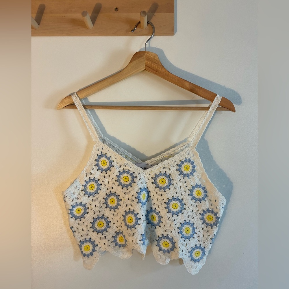 Crochet Floral Tank Top - White with Blue & Yellow